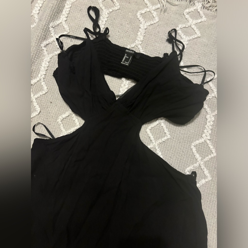 Forever 21 long black open back cutout on sides
